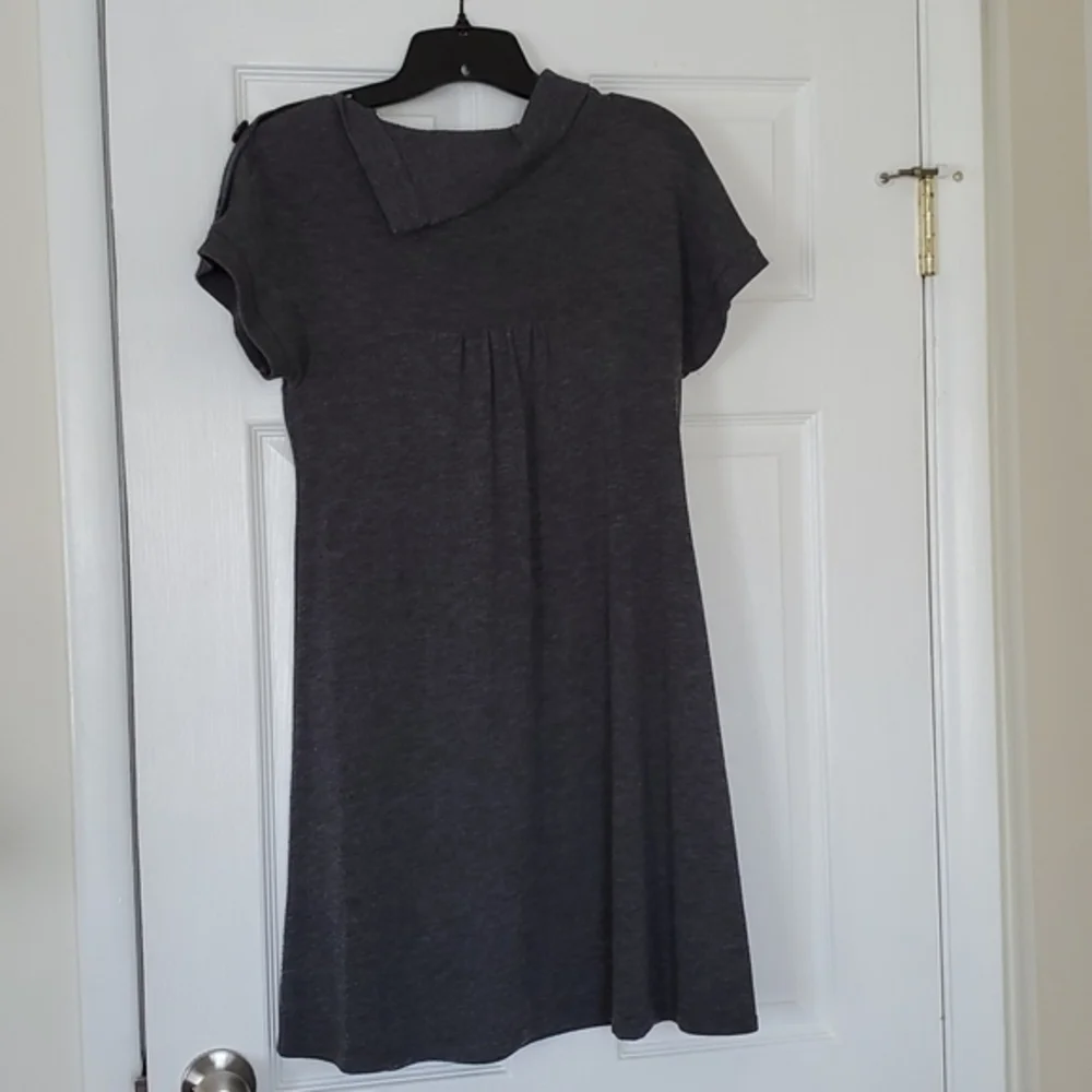 Sweater‎ dress